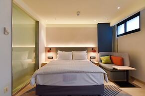 Holiday Inn Express Taipei Train Station by IHG