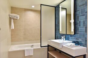 Holiday Inn Express Taipei Train Station by IHG