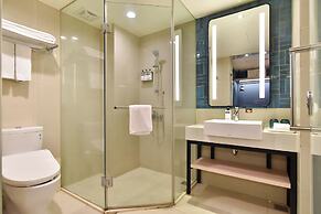 Holiday Inn Express Taipei Train Station by IHG