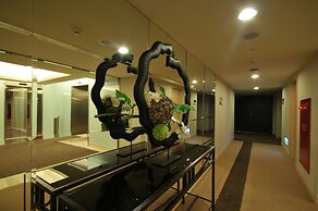 Holiday Inn Express Taipei Train Station by IHG