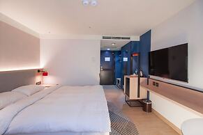 Holiday Inn Express Taipei Train Station by IHG