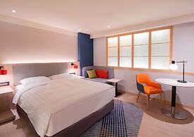 Holiday Inn Express Taipei Train Station by IHG