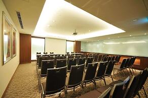 Holiday Inn Express Taipei Train Station by IHG