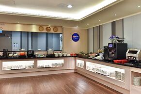 Holiday Inn Express Taipei Train Station by IHG