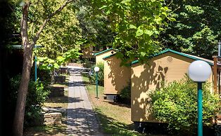 hu I Pini village