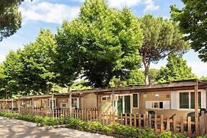 hu I Pini village
