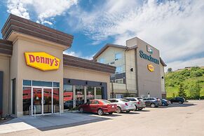 Sandman Hotel & Suites Calgary South