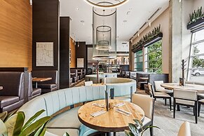 Sandman Hotel & Suites Calgary South