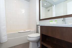 Sandman Hotel & Suites Calgary South