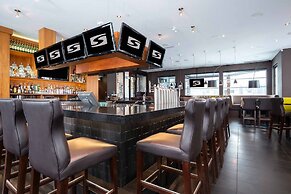 Sandman Hotel & Suites Calgary South