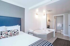 Sandman Signature Prince George Hotel