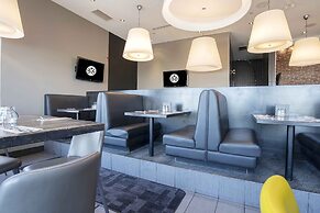 Sandman Signature Prince George Hotel