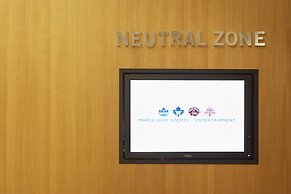 Le Germain Hotel Maple Leaf Square