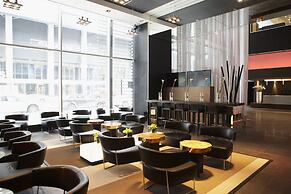 Le Germain Hotel Maple Leaf Square