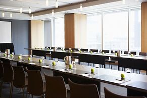 Le Germain Hotel Maple Leaf Square