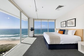 Hotel ULTIQA Air On Broadbeach, Broadbeach, Australia - Lowest Rate ...