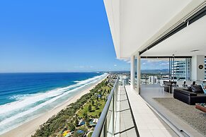 Hotel ULTIQA Air On Broadbeach, Broadbeach, Australia - Lowest Rate ...