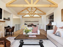 Bells at Killcare Boutique Hotel, Restaurant & Spa