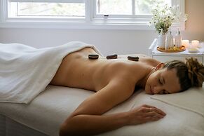 Bells at Killcare Boutique Hotel, Restaurant & Spa