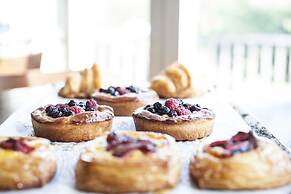 Bells at Killcare Boutique Hotel, Restaurant & Spa