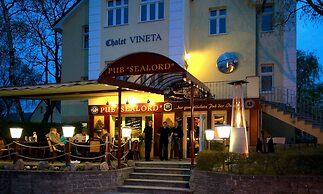 Vineta Hotels