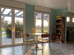 Hotel Lodge La Petite Couronne