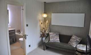 Tir-y-Coed Country House