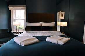 Tir-y-Coed Country House