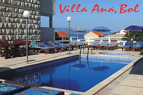 Villa Ana