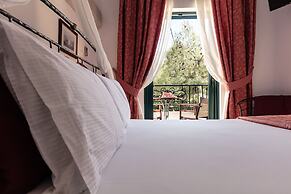 Dionysos Hotel