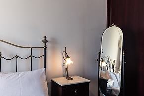 Dionysos Hotel