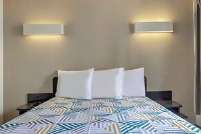 Motel 6 Cedar Park, TX