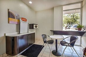 Motel 6 Cedar Park, TX