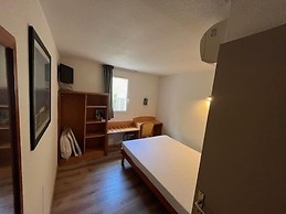 Brit Hotel Essentiel Millau