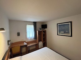 Brit Hotel Essentiel Millau