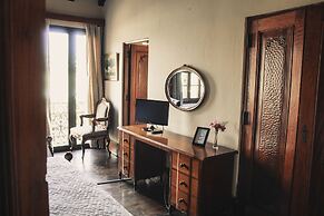 Casa Carmel Bed and Breakfast