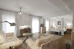 Hotel Orphée - Großes Haus