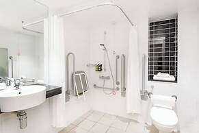 Holiday Inn Express Cambridge-Duxford M11, Jct.10 by IHG