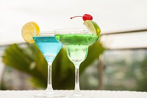 Diamond Suites and Residences