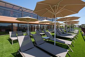 Kiani Beach Resort Family