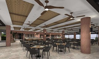 Kiani Beach Resort Family