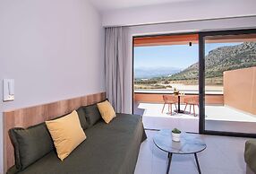 Kiani Beach Resort Family