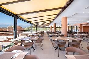 Kiani Beach Resort Family