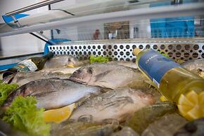 Kiani Beach Resort Family