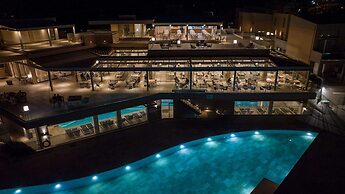 Kiani Beach Resort Family