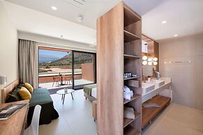 Kiani Beach Resort Family