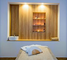 Kiani Beach Resort Family