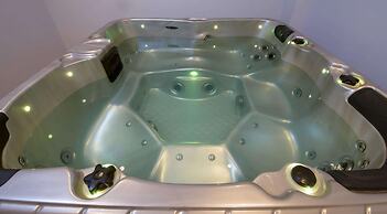 Kiani Beach Resort Family