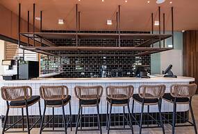 Kiani Beach Resort Family