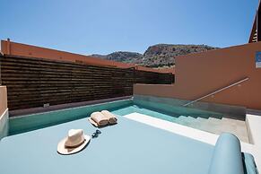 Kiani Beach Resort Family